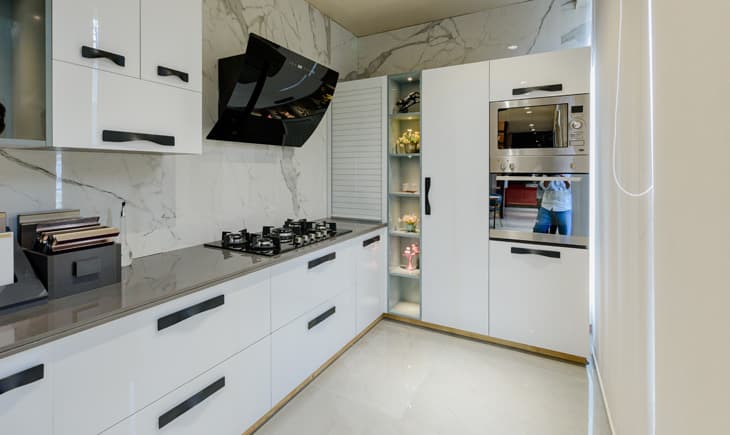 Straight Kitchen